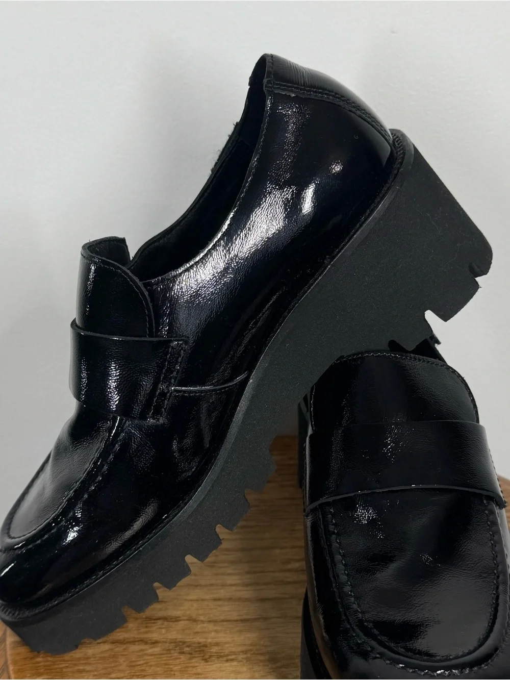 Mephisto Florenza Patent Loafers Women's Size 7 Shoes Black Lug Sole Chunky